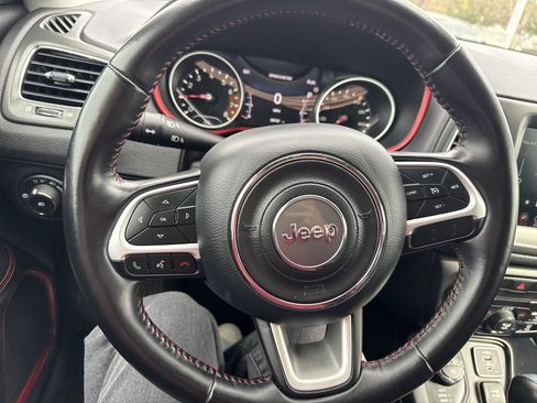 Used 2020 Jeep Compass Trailhawk image 22