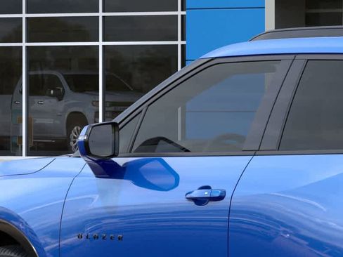 New 2025 Chevrolet Blazer RS w/ Driver Confidence II Package FWD image 12