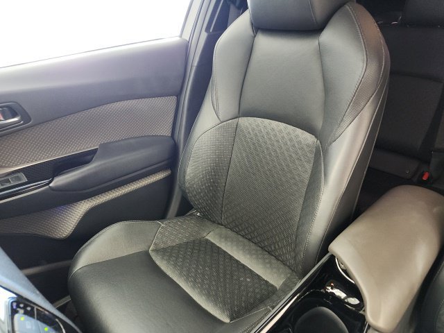 Certified 2020 Toyota C-HR Limited FWD image 16