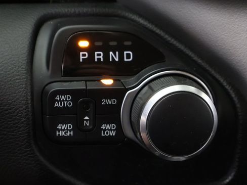 Used 2019 RAM 1500 Big Horn AWD/4WD image 39