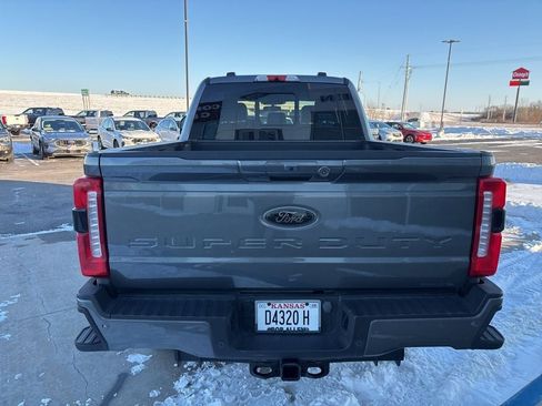 Used 2024 Ford F250 Lariat w/ Black Appearance Package AWD/4WD image 4
