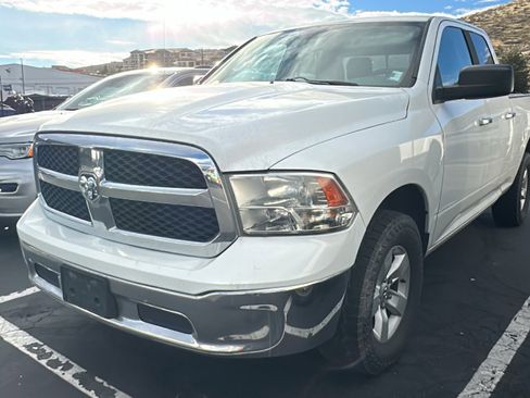 Used 2013 Ford F350 Lariat w/ Lariat Interior Pkg image 3