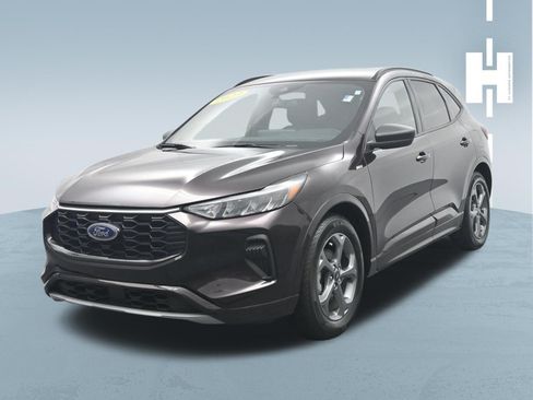 Used 2023 Ford Escape ST-Line w/ Tech Pack #1 FWD image 1