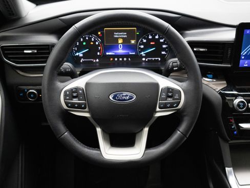 Used 2023 Ford Explorer Limited w/ Equipment Group 301A image 47