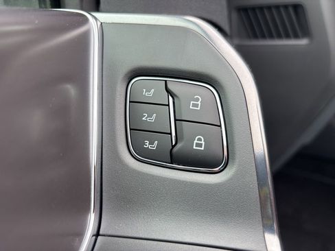 New 2026 Ford F250 Platinum image 22