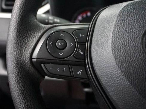 Used 2025 Toyota RAV4 LE FWD image 18