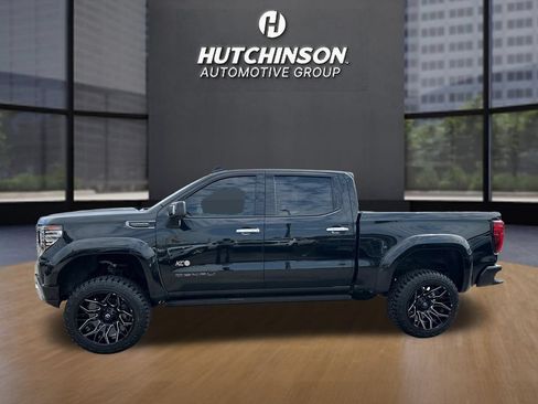 Used 2023 GMC Sierra 1500 Denali Ultimate AWD/4WD image 4