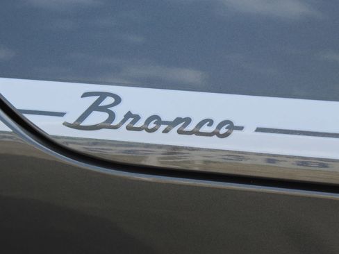 Used 2024 Ford Bronco Sport Heritage w/ Heritage Convenience Package image 10