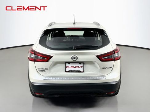 Used 2020 Nissan Rogue Sport SV w/ All-Weather Package AWD/4WD image 8