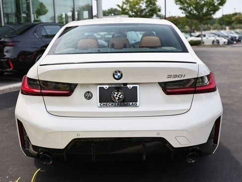 New 2026 BMW 330i Sedan w/ M Sport Package RWD image 9