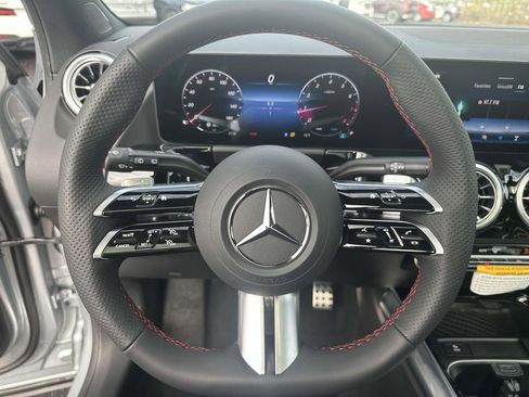 New 2025 Mercedes-Benz GLA 250 image 15