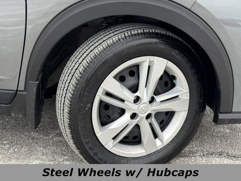 Used 2025 Nissan Kicks Play S image 14