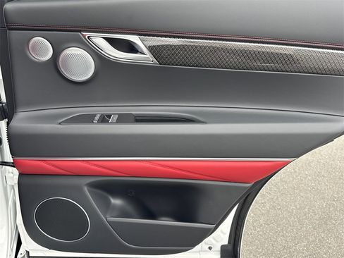 New 2026 Genesis GV80 3.5T e-SC image 16