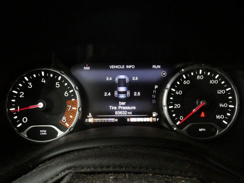 Used 2021 Jeep Renegade Trailhawk w/ Trailer Tow Group AWD/4WD image 21