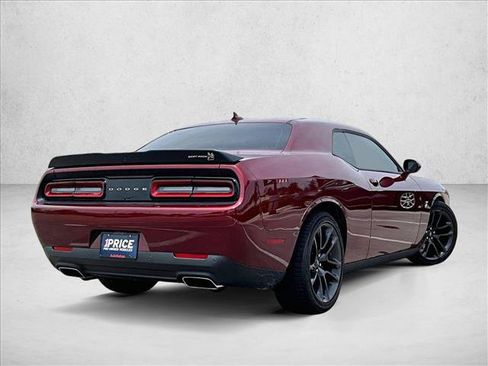 Used 2022 Dodge Challenger R/T Scat Pack RWD image 2