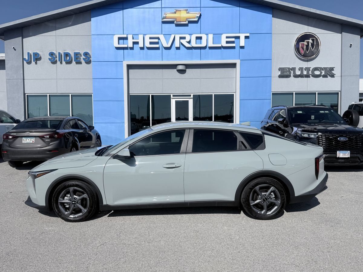 Used 2025 Kia K4 FWD image 4