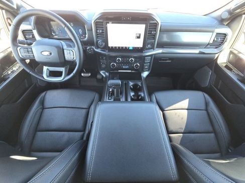 Used 2025 Ford F150 Lariat w/ Equipment Group 501A Mid image 39