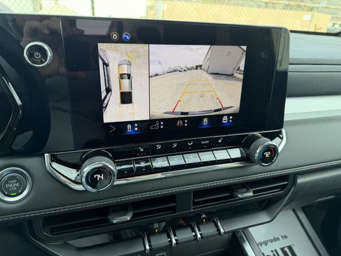 Used 2025 Chevrolet Colorado W/T w/ Advanced Trailering Package image 11