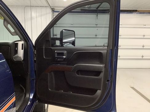 Used 2016 GMC Sierra 2500 SLE w/ SLE Preferred Package image 10