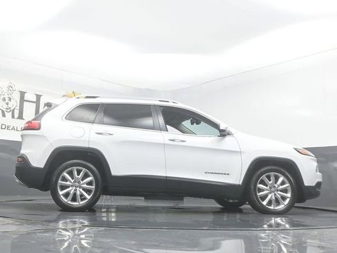 Used 2016 Jeep Cherokee Limited w/ Trailer Tow Group image 53