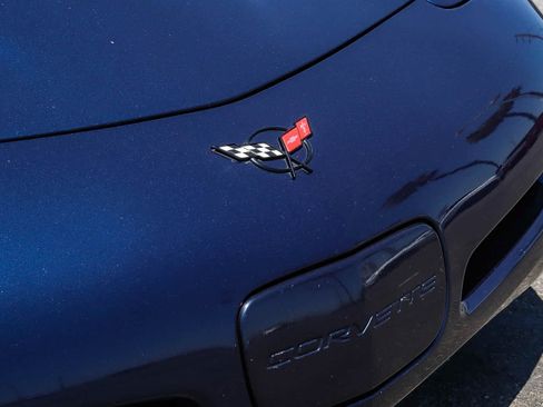 Used 2001 Chevrolet Corvette Convertible w/ Preferred Equipment Group2 RWD image 6