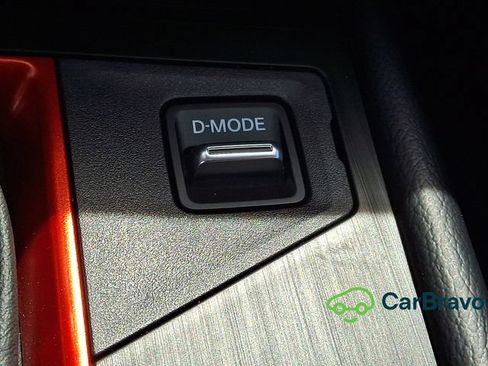 Used 2025 Nissan Kicks SR AWD/4WD image 24