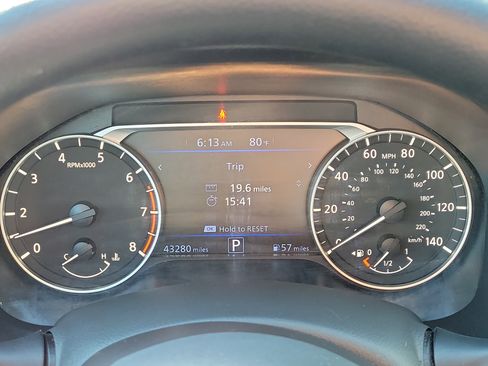 Certified 2024 Nissan Altima 2.5 SV FWD image 24