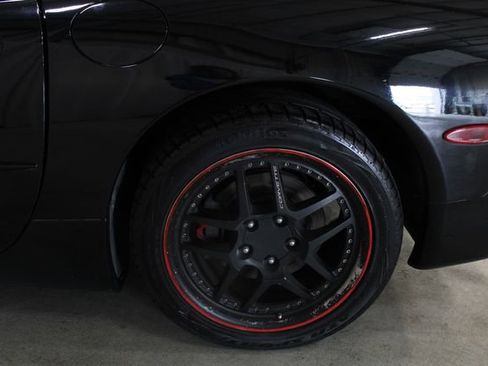 Used 2000 Chevrolet Corvette Coupe w/ Memory Pkg RWD image 25