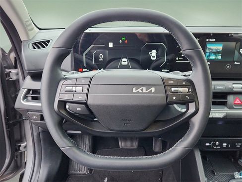 Used 2025 Kia K4 EX image 20