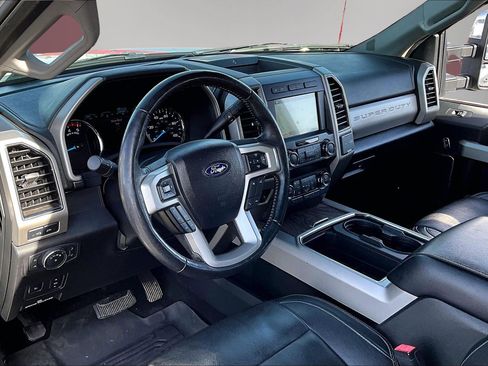 Used 2019 Ford F350 Lariat w/ Lariat Ultimate Package image 18