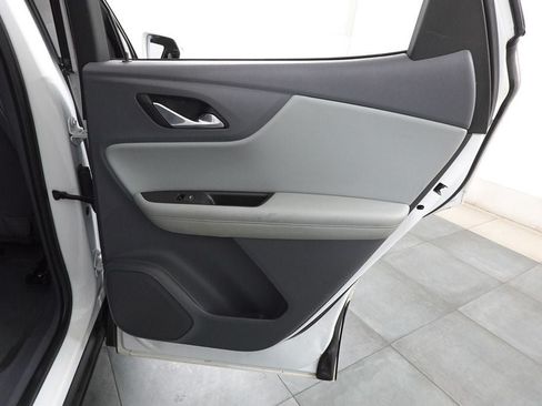 Used 2020 Chevrolet Blazer LT FWD image 29