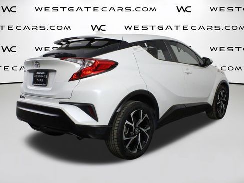 Used 2021 Toyota C-HR XLE image 43