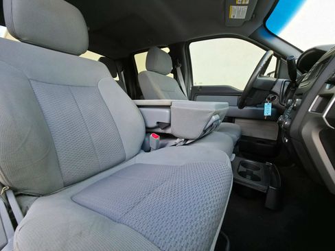 Used 2014 Ford F150 XLT w/ XLT Chrome Package RWD image 17