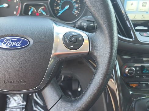 Used 2016 Ford Escape Titanium FWD image 17