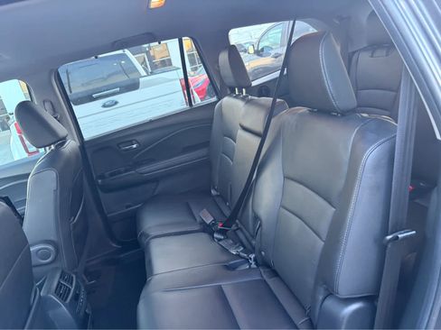 Used 2022 Honda Pilot EX-L image 6