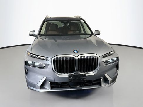 Used 2026 BMW X7 xDrive40i AWD/4WD image 2