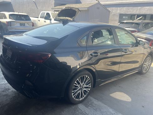 Used 2023 Kia Forte GT-Line FWD image 4