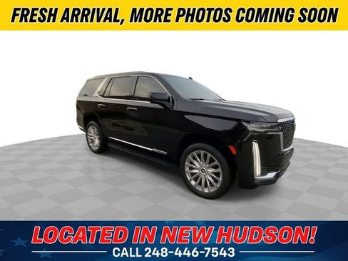 Used 2024 Cadillac Escalade Premium Luxury w/ LPO, Floor Liner Package AWD/4WD image 4