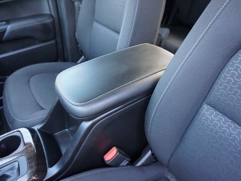 Used 2018 GMC Canyon SLE w/ SLE Convenience Package image 21