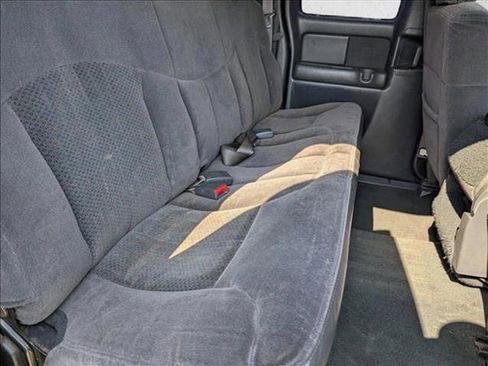 Used 2002 Chevrolet Silverado 2500 LS w/ Electrical Convenience Pkg AWD/4WD image 26