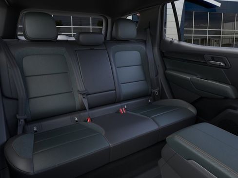 New 2026 GMC Terrain AT4 w/ Technology Package II AWD/4WD image 17