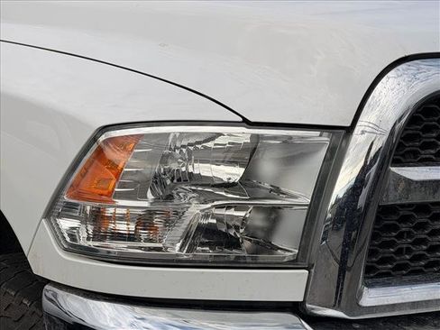 Used 2018 RAM 3500 Tradesman w/ Chrome Appearance Group image 21