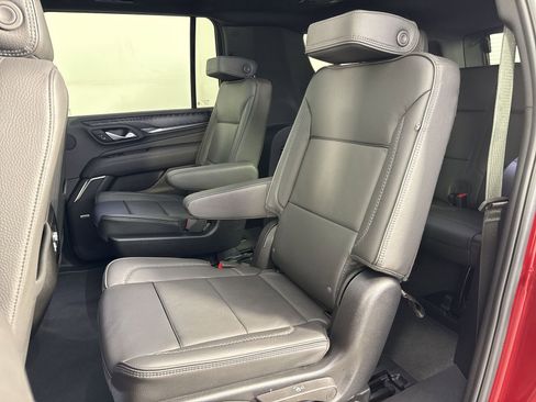 Used 2024 GMC Yukon XL Denali AWD/4WD image 20