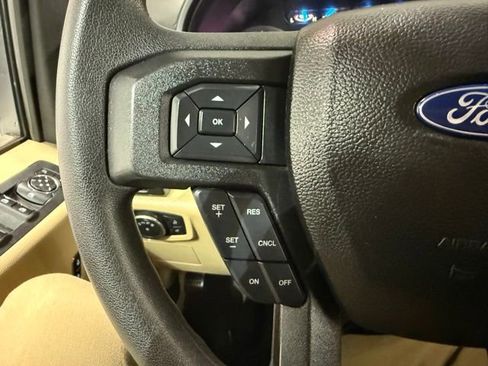 Used 2017 Ford F150 XLT w/ Trailer Tow Package image 10