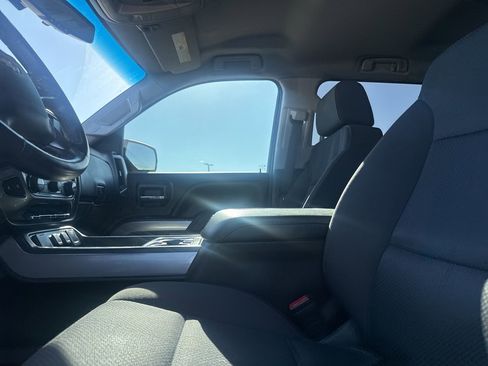 Used 2017 Chevrolet Silverado 1500 LT w/ All Star Edition image 37