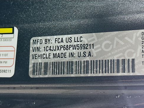 Used 2023 Jeep Wrangler Sahara w/ Cold Weather Group image 12