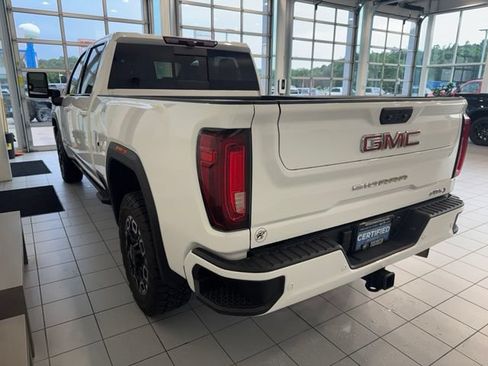 Used 2023 GMC Sierra 2500 AT4 w/ AT4 Premium Plus Package AWD/4WD image 46