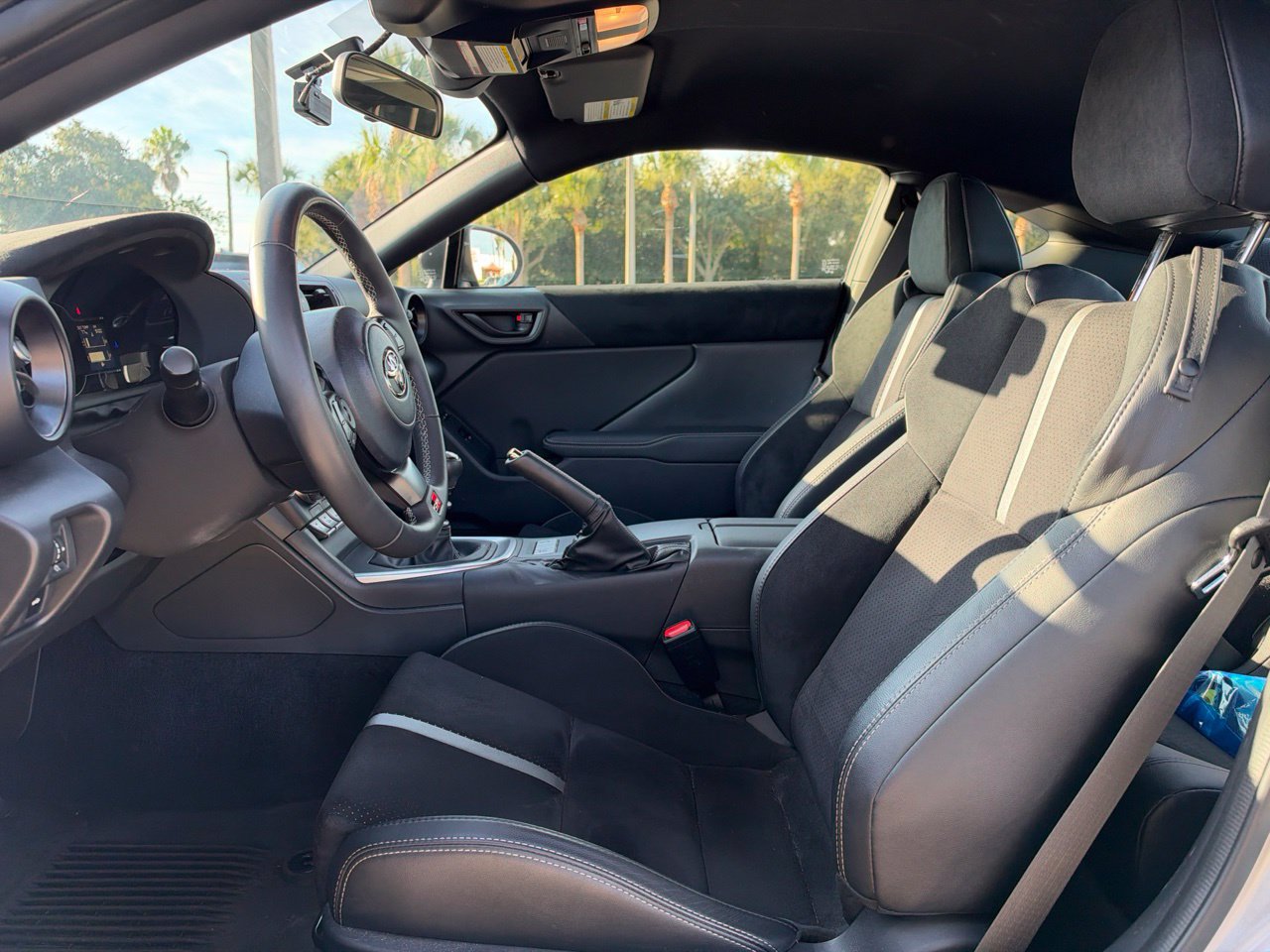 Used 2025 Toyota GR86 Premium RWD image 6
