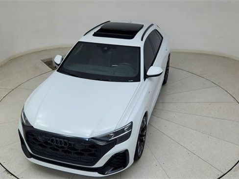 Used 2025 Audi Q8 Prestige w/ Prestige Package image 79