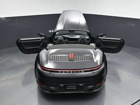 Certified 2020 Porsche 911 Carrera 4 AWD/4WD image 32